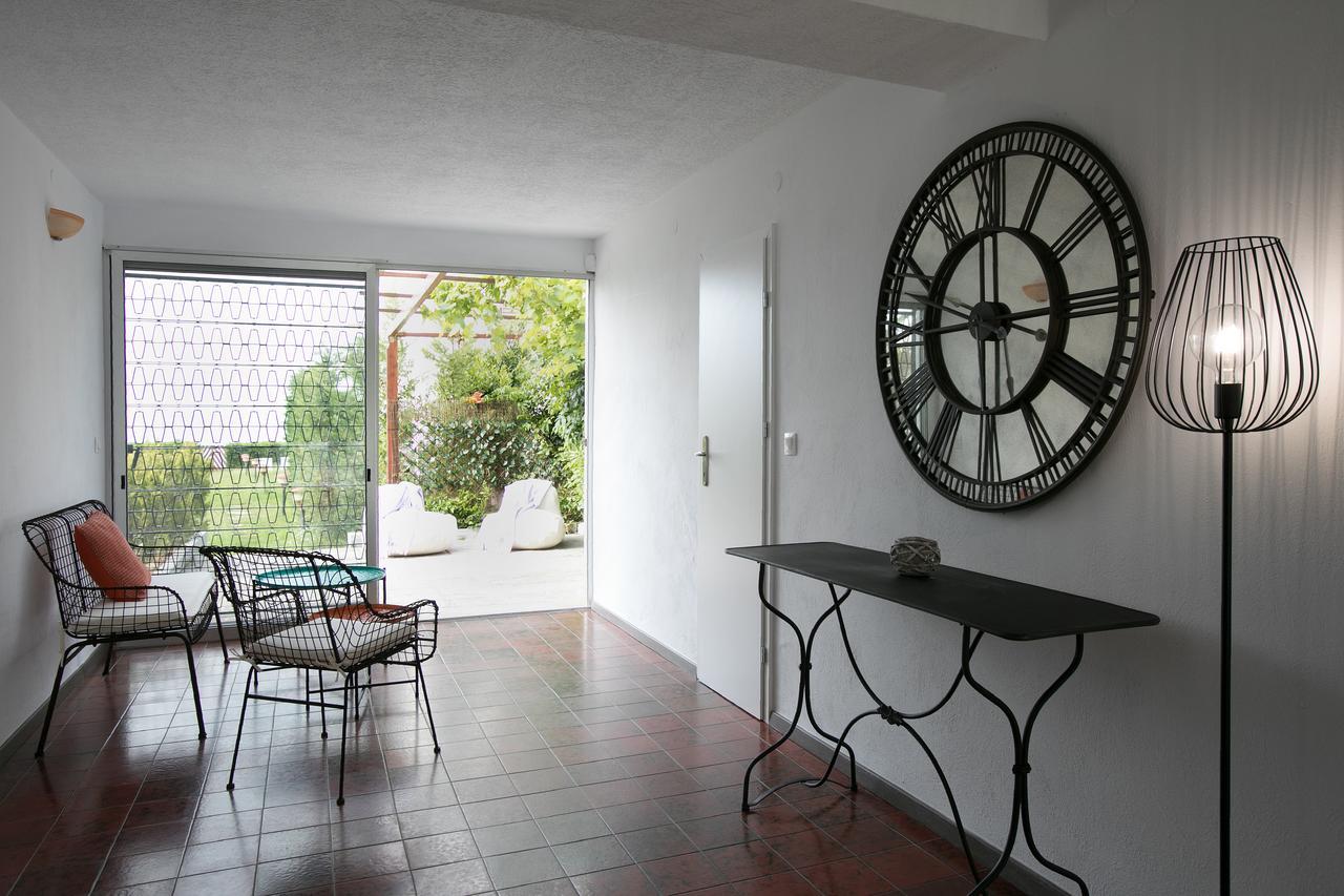 Hestia Beachfront Villa Polychrono Buitenkant foto